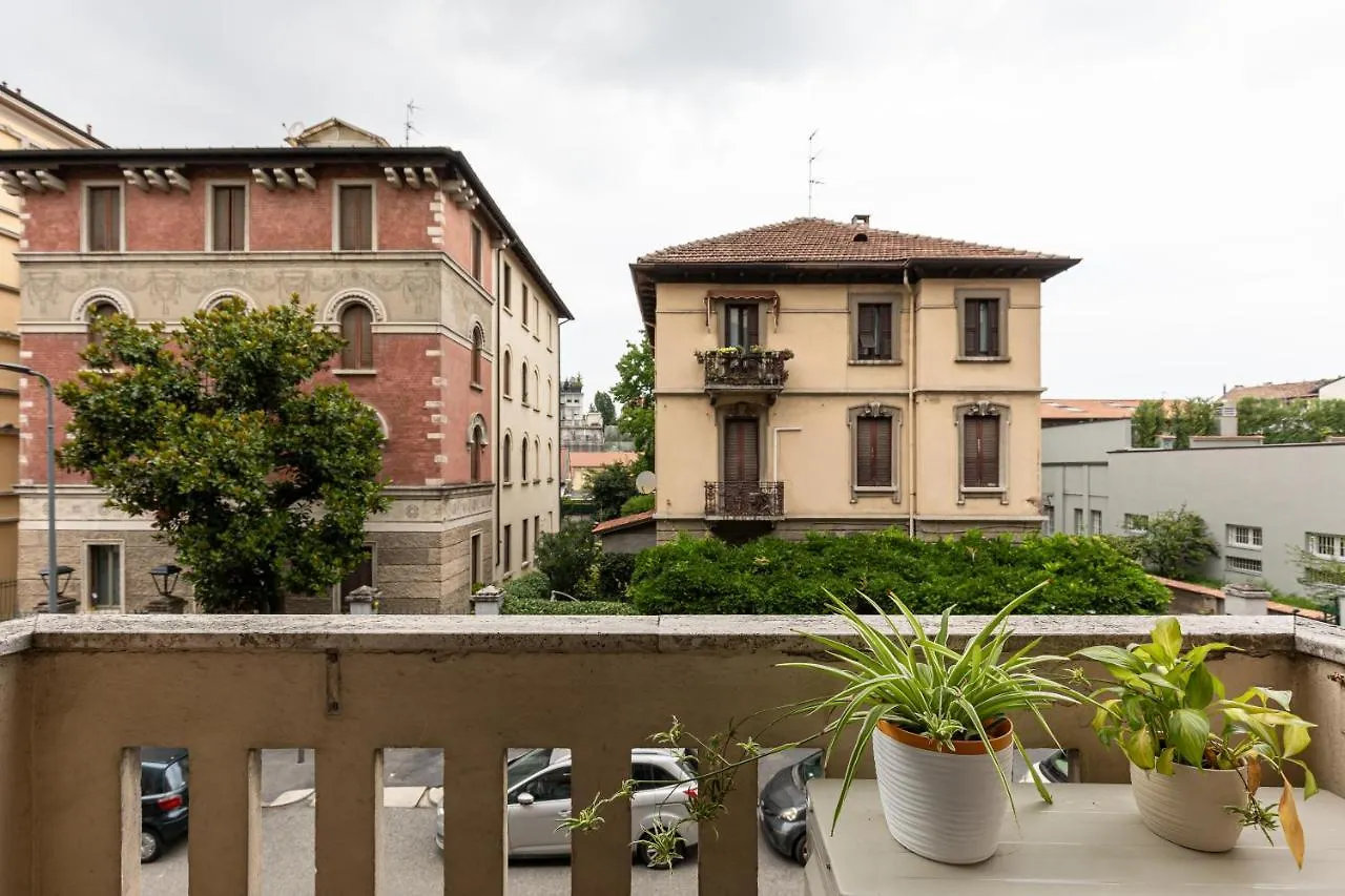 Espinasse Apartment Milan Italy
