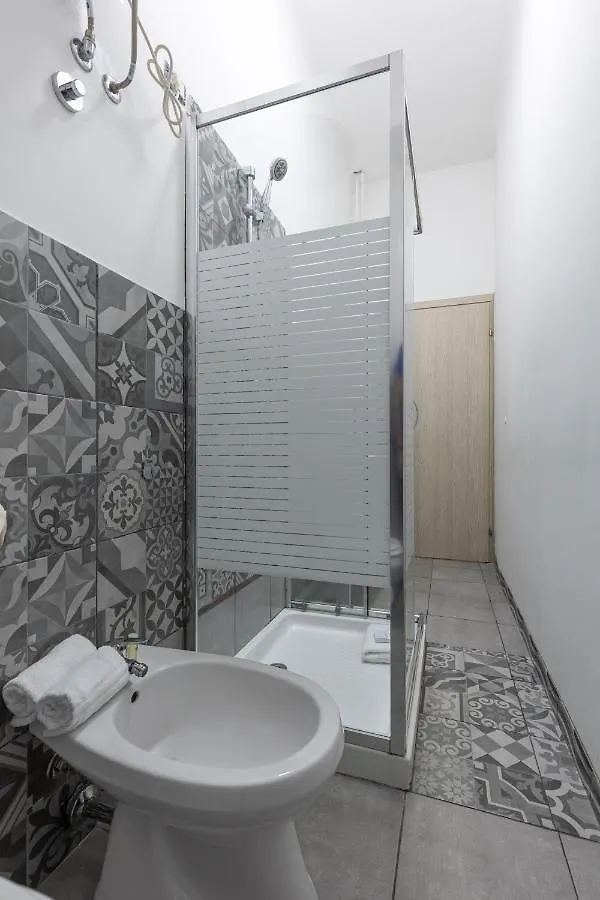 Espinasse Apartment Milan 0*,  Italy